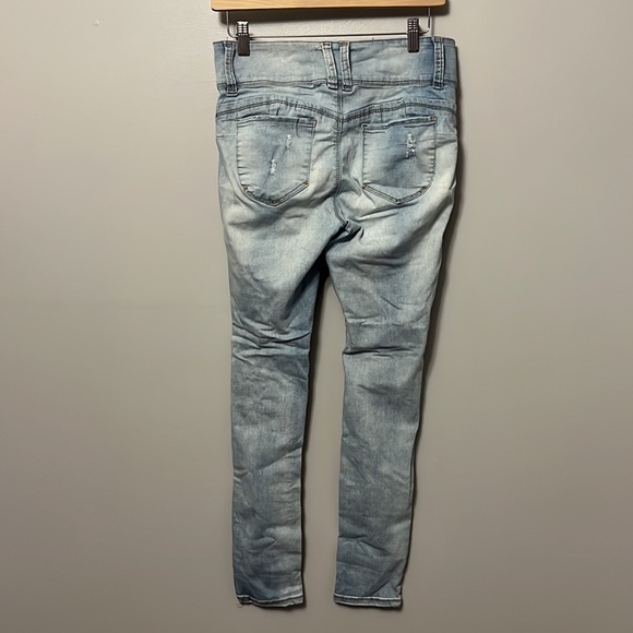 SWS Denim Distressed Lightwash Jeans Size 9 - Picture 4 of 4